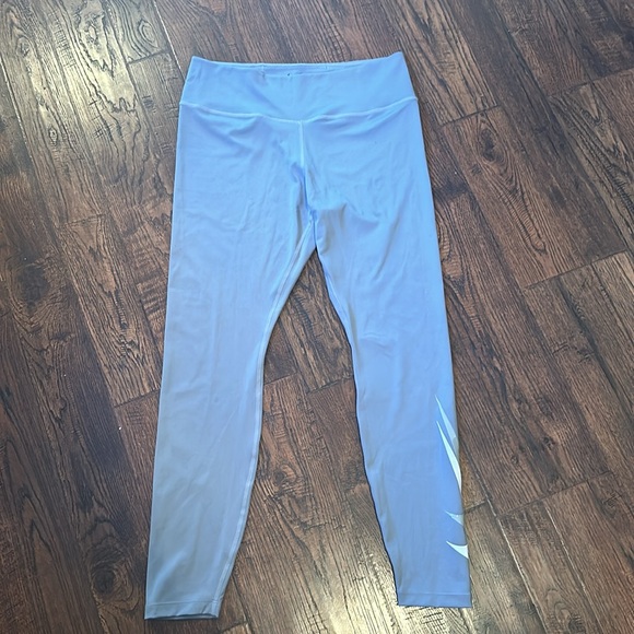 Nike Dri Fit Swoosh Run Matching Set - Picture 6 of 9